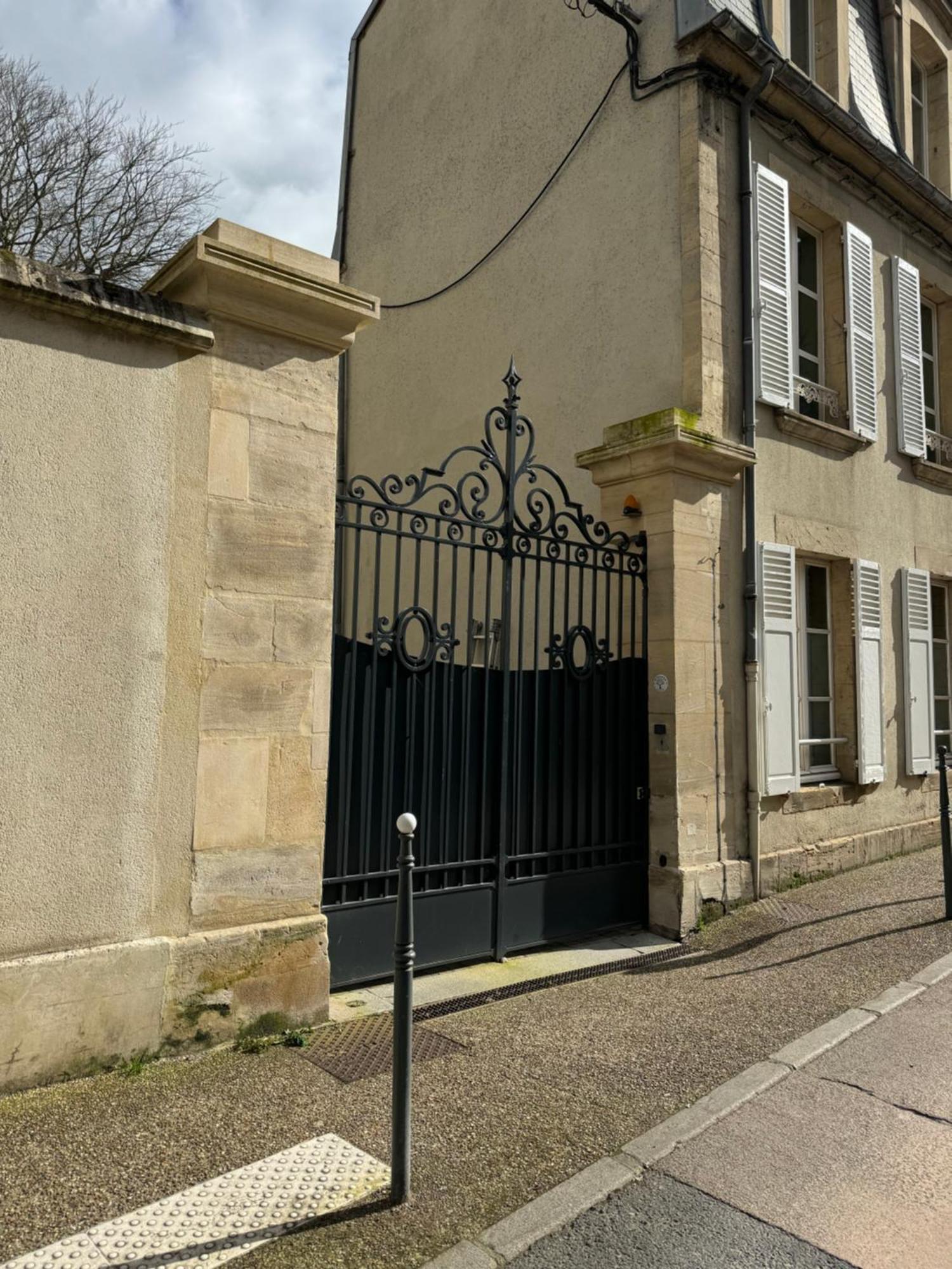 Le Hetre Pourpre Lejlighed Bayeux Eksteriør billede